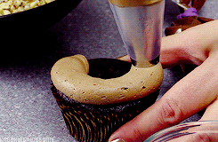 tumblr_n8ozzzBjNg1sm4za8o2_250.gif?type=