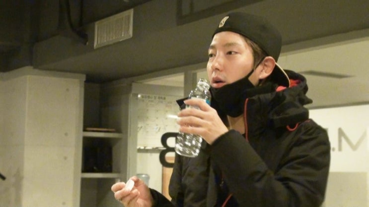 Lee Joon Gi detrás de las escenas de gira por Asia ♬ Anf