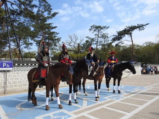 태강릉 초안산 궁중문화제