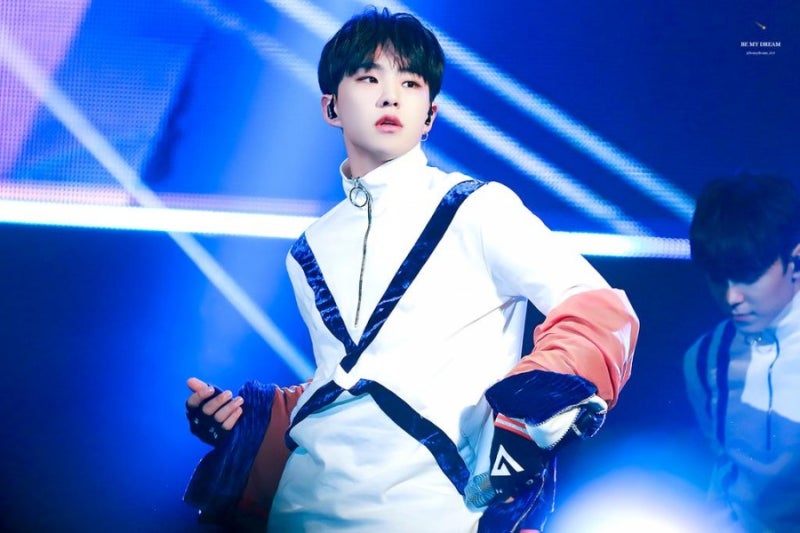 세븐틴 호시 춤에 대한 이미지 검색결과