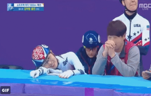 쇼트트랙 여자 계주 금메달 (세레모니+김아랑움짤)